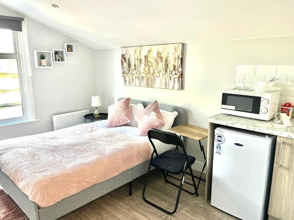 Southall Suites By Gh Stays Eksteriør billede